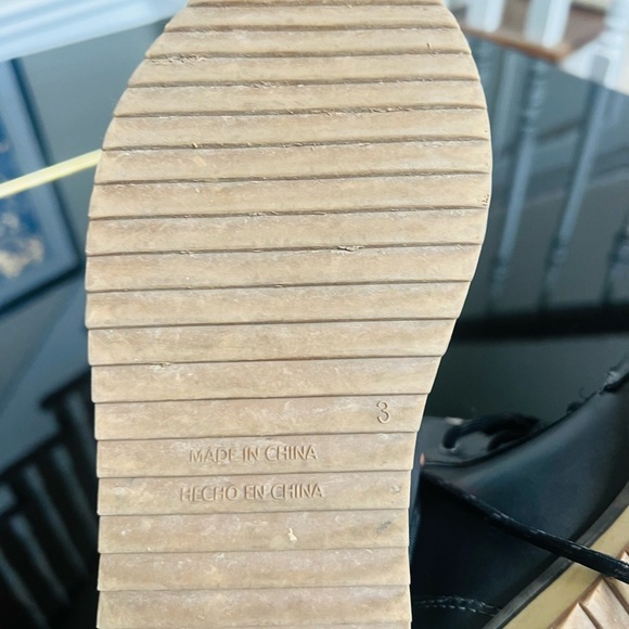 Boys size 3 Gray Lace-Up Boots - Picture 4 of 5